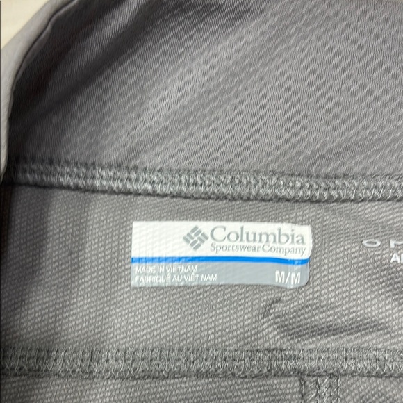Columbia Gray Performance Shorts - Picture 4 of 6
